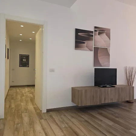 Appartamento Mgm - Portaromana Tres Chic Milano